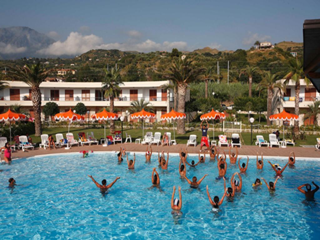 Club Residence La Castellana Mare Belvedere Marittimo Esterno foto