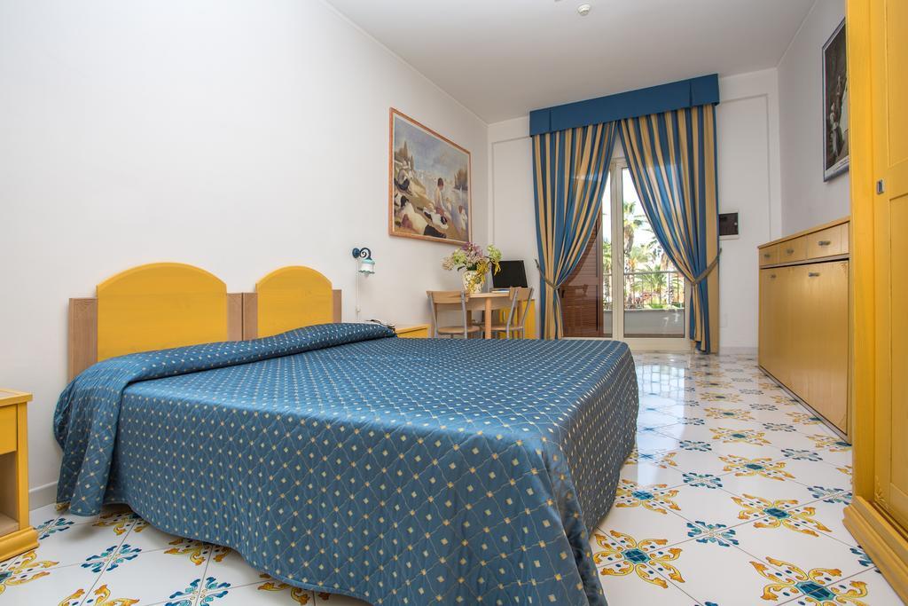 Club Residence La Castellana Mare Belvedere Marittimo Esterno foto