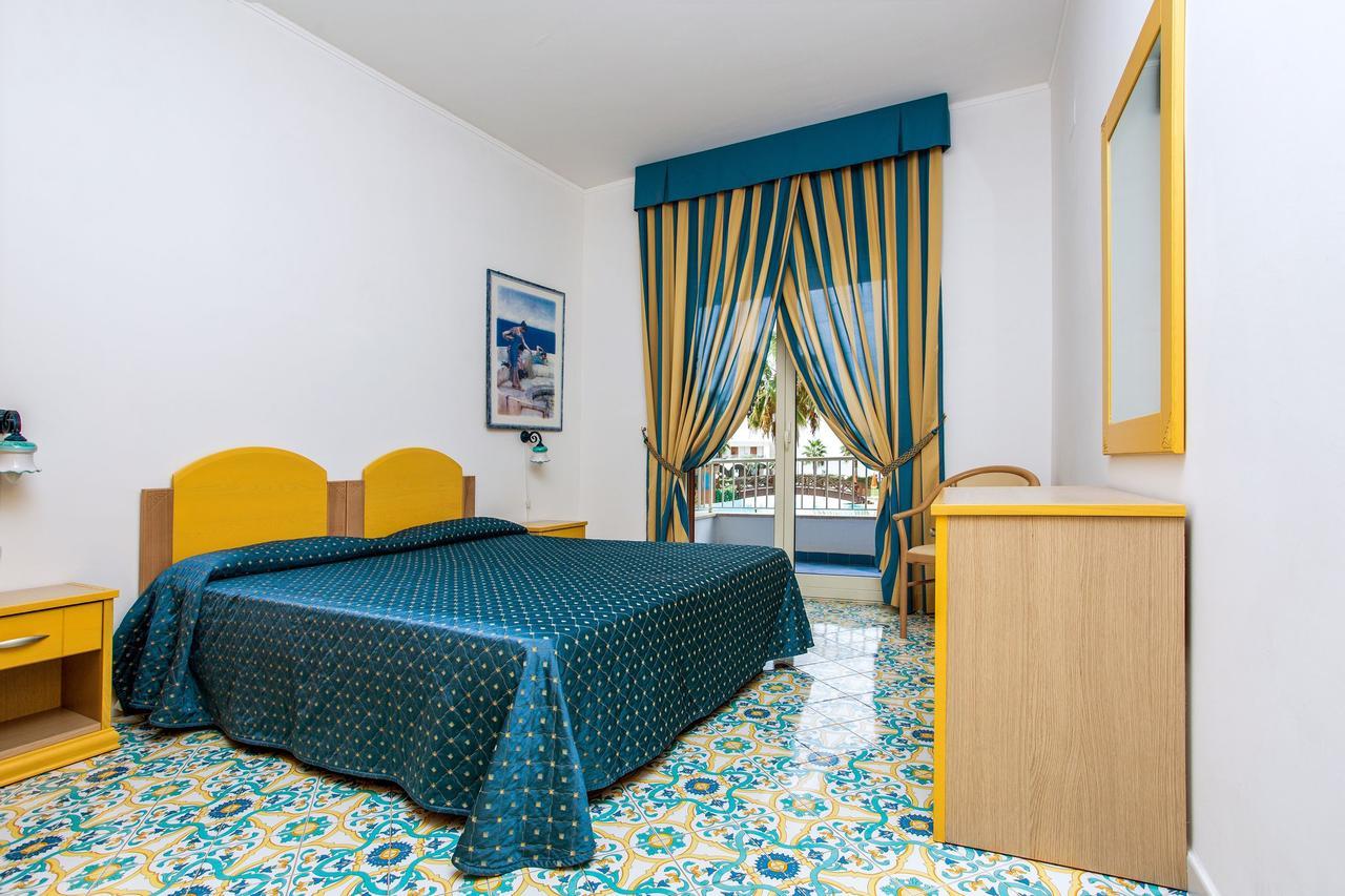 Club Residence La Castellana Mare Belvedere Marittimo Esterno foto