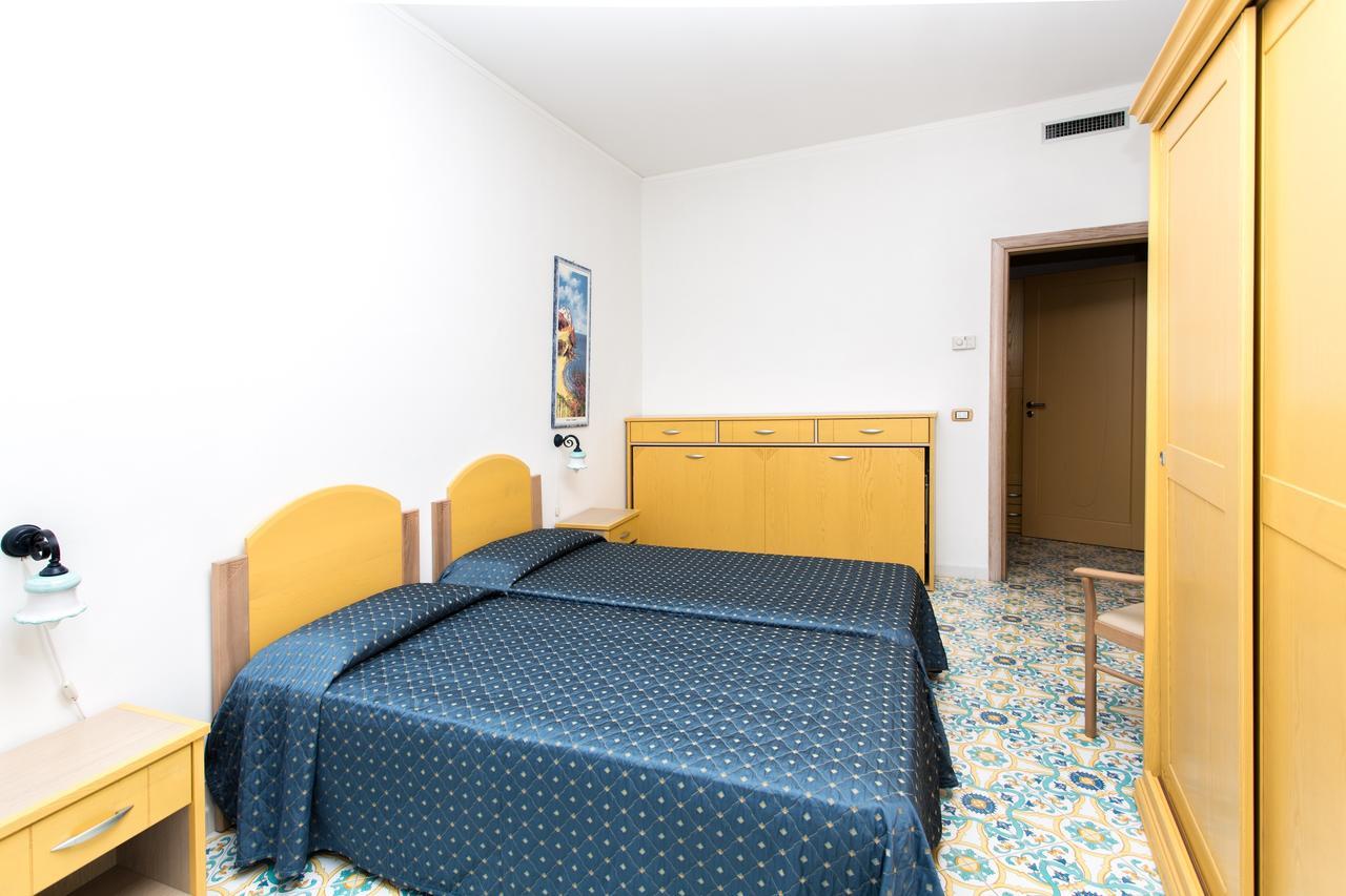 Club Residence La Castellana Mare Belvedere Marittimo Esterno foto