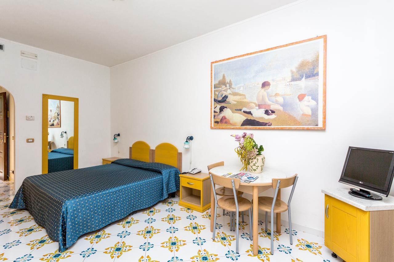 Club Residence La Castellana Mare Belvedere Marittimo Esterno foto